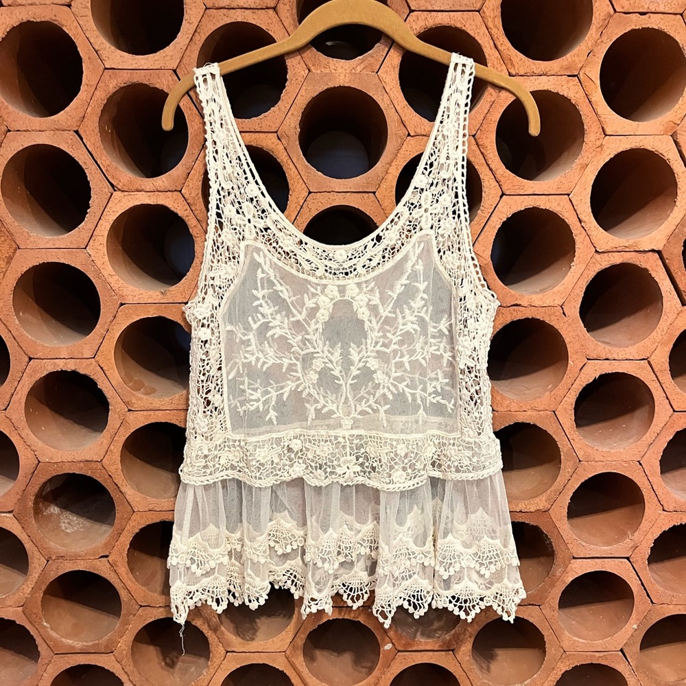 Express lace top